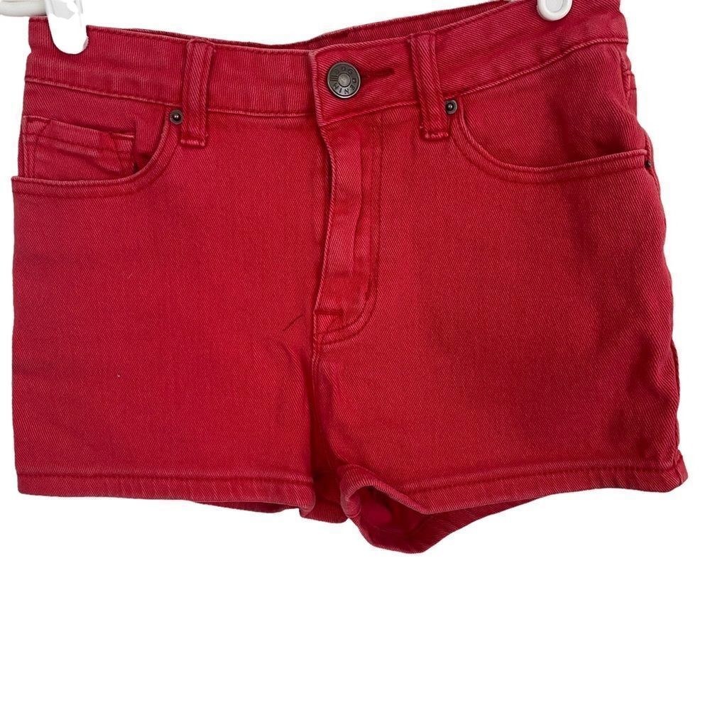 BDG Red High Rise Erin 5 pocket Shortie Sz 28W